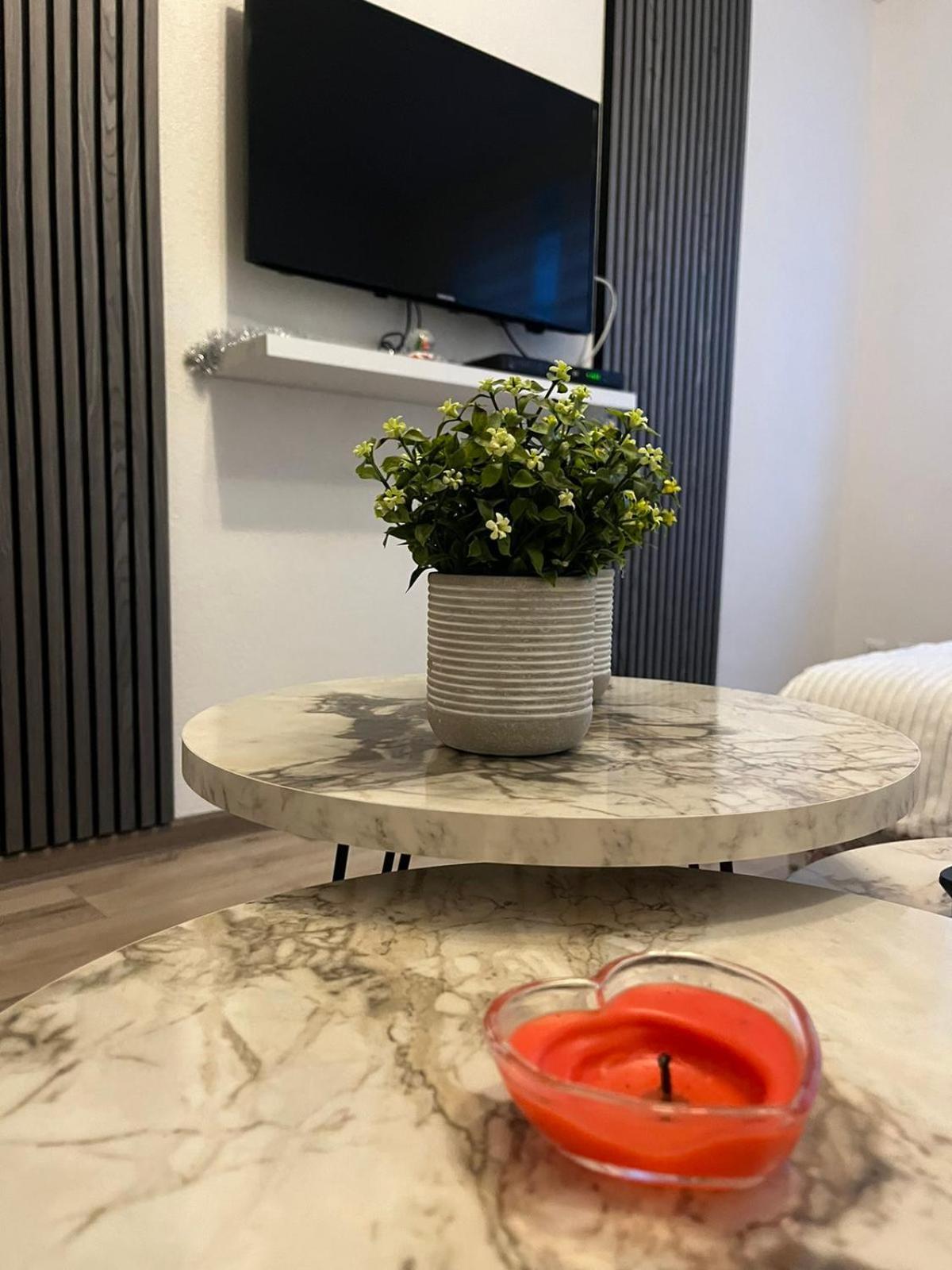 Lovely Apartment In Old Town 400M From City Center Sebilj سراييفو المظهر الخارجي الصورة